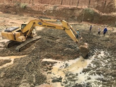 Excavators & Dumpers on Hire-03