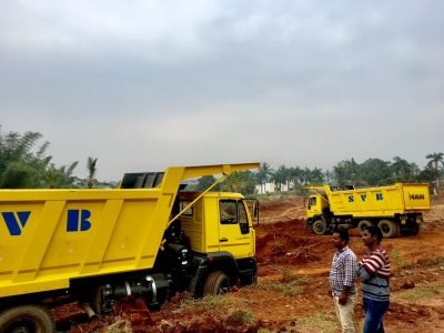 Excavators & Dumpers on Hire-04